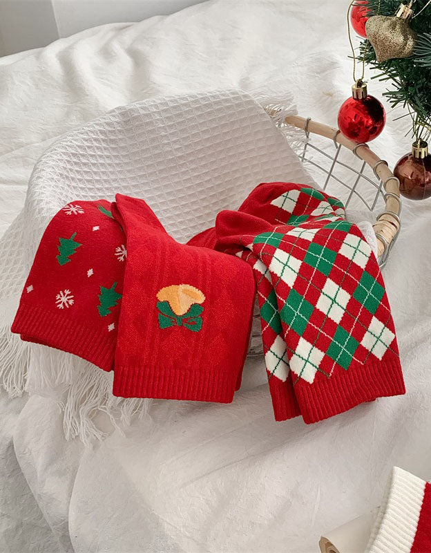 2 Pairs Women's Cute Santa Christmas Patterned Crew Socks