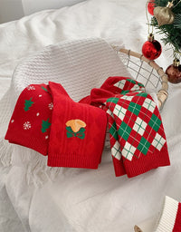 2 Pairs Women's Cute Santa Christmas Patterned Crew Socks