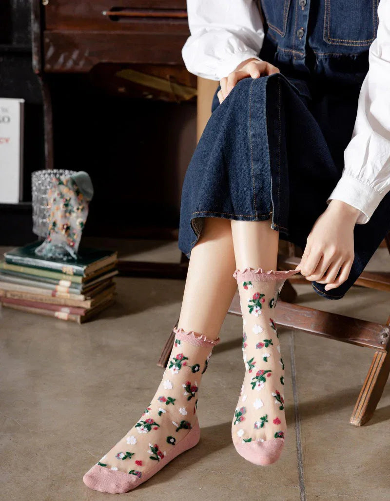 3 Pairs Vintage Flower Embroidery Transparent Socks - Islinen