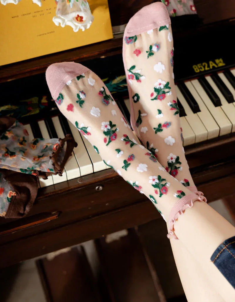 3 Pairs Vintage Flower Embroidery Transparent Socks - Islinen