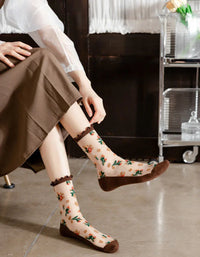 3 Pairs Vintage Flower Embroidery Transparent Socks - Islinen