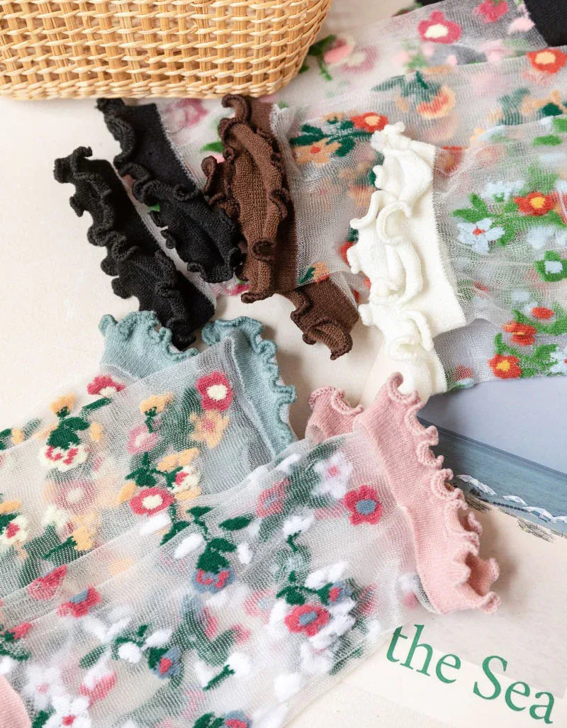 3 Pairs Vintage Flower Embroidery Transparent Socks - Islinen