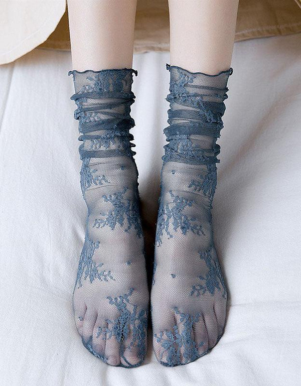 4 Pairs Vintage Women's Lace Socks - Islinen