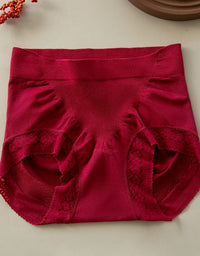 Soft breathable lace briefs for women everyday wear