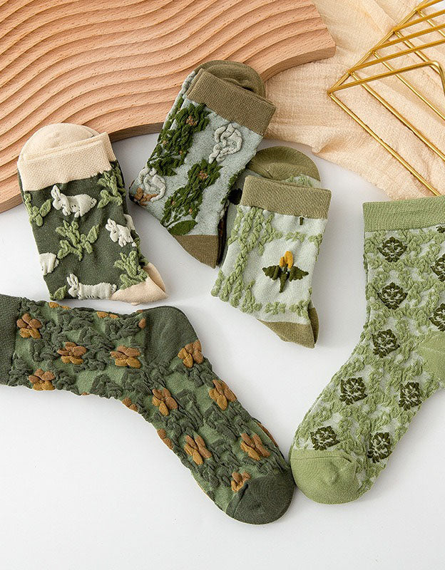 Cute patterned women’s socks set for casual wear