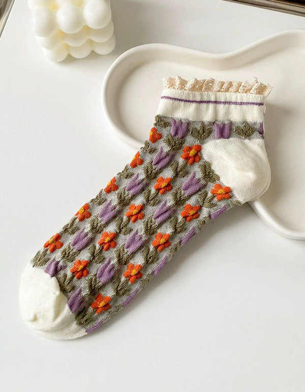 Lace Collar Floral Socks – Stylish Everyday Wear
