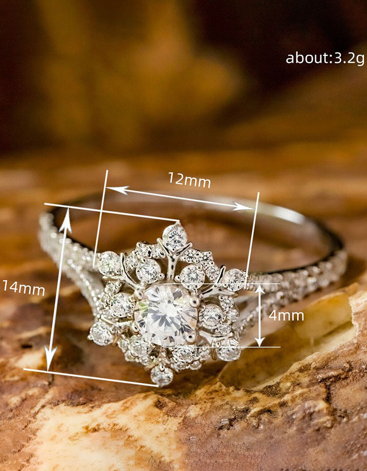 Women's Handmade Elegant Christmas Snowflake Ring