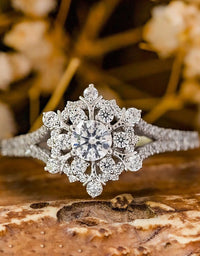 Women's Handmade Elegant Christmas Snowflake Ring