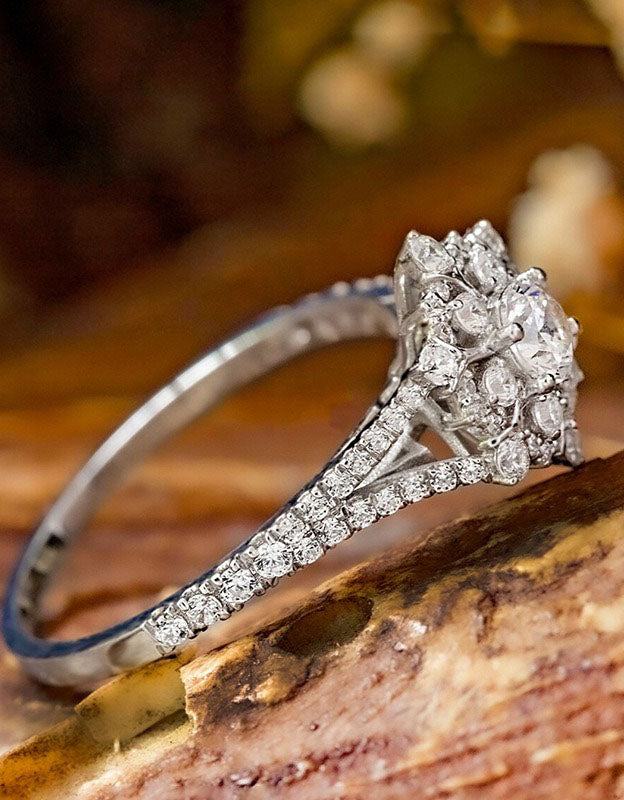 Women's Handmade Elegant Christmas Snowflake Ring