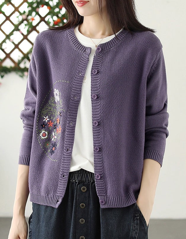 Casual Artsy Embroidery Knitted O-Neck Sweater