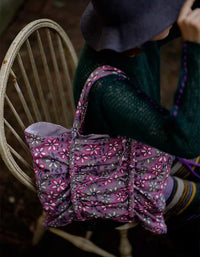 Casual floral shoulder bag for daily use