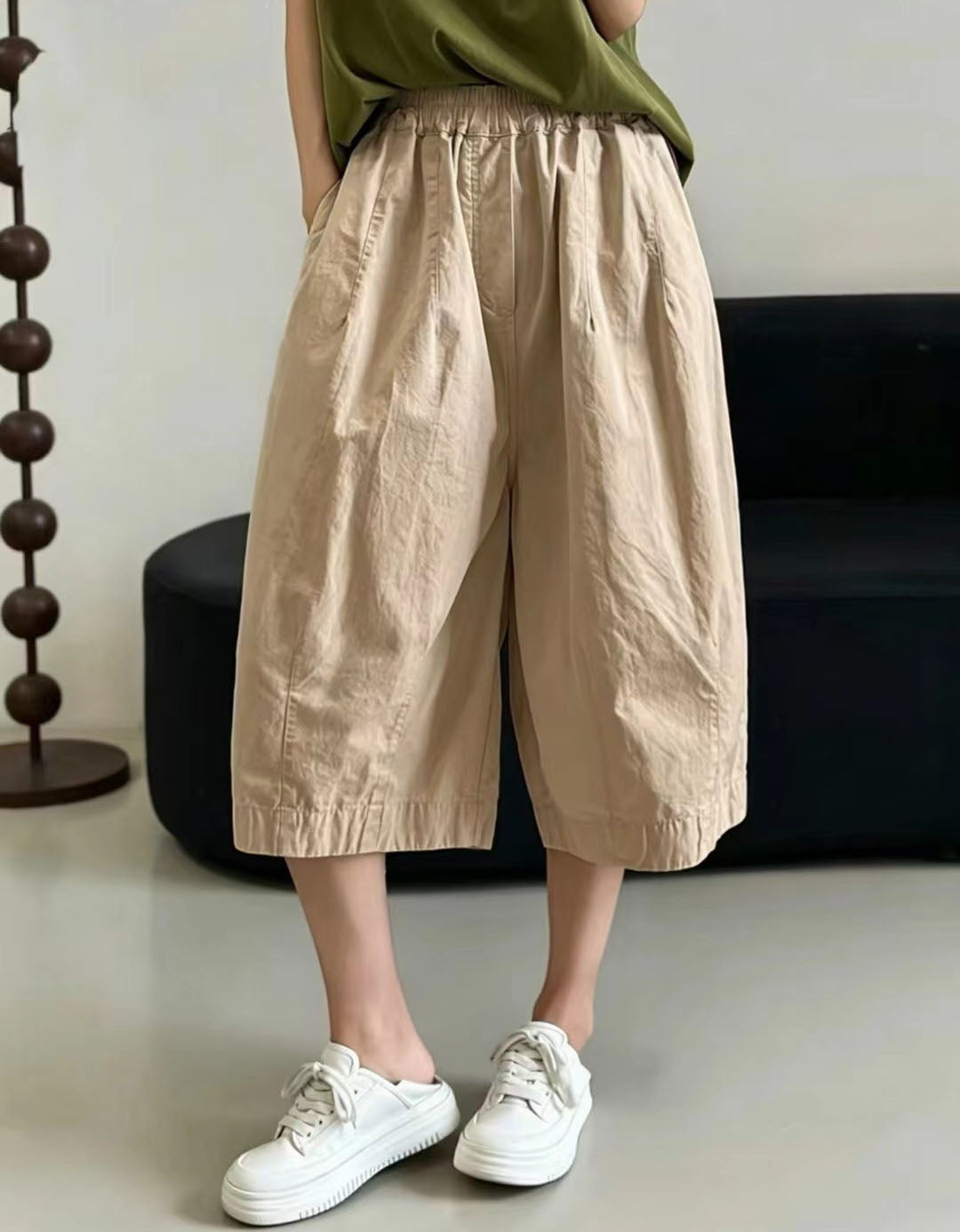 Comfortable Elastic Waist Cropped Pants for Women