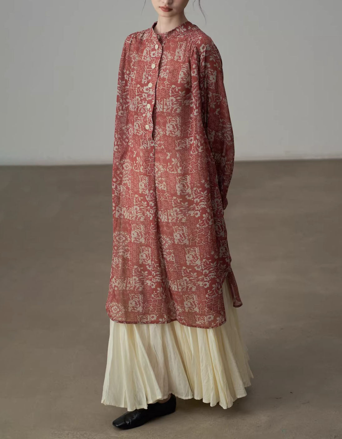 Women loose fit floral linen dress full length front