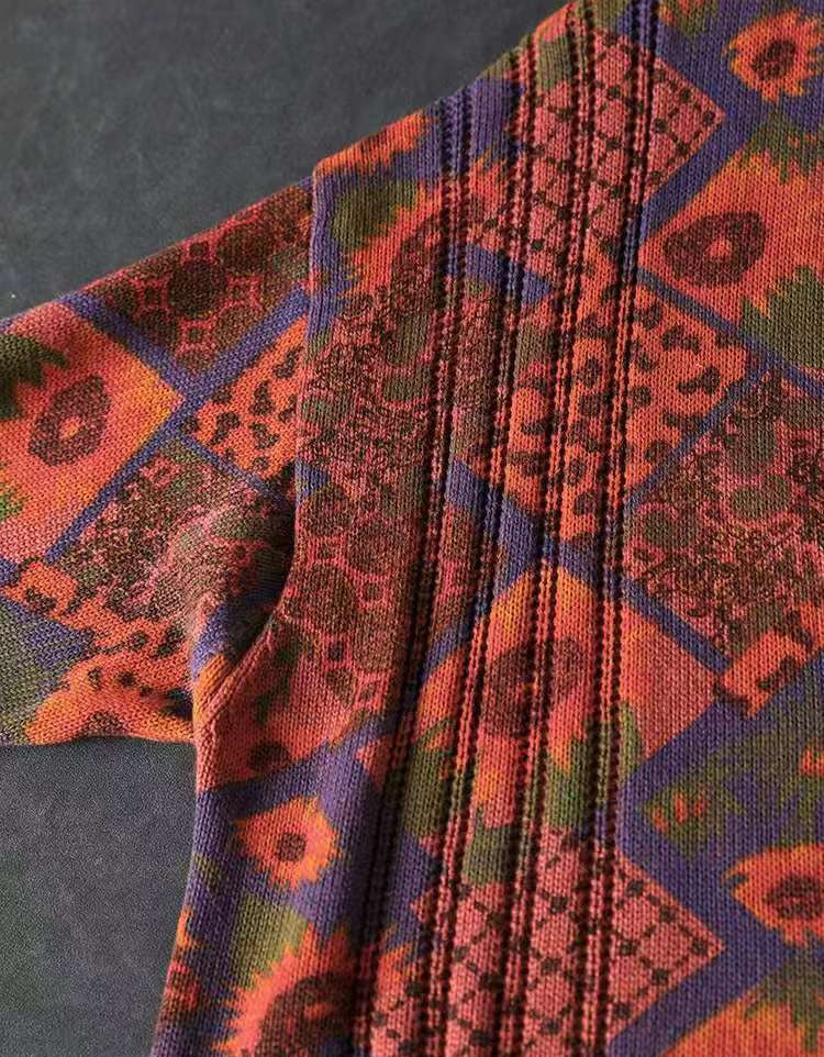 Comfortable Vintage Floral V-Neck Sweater