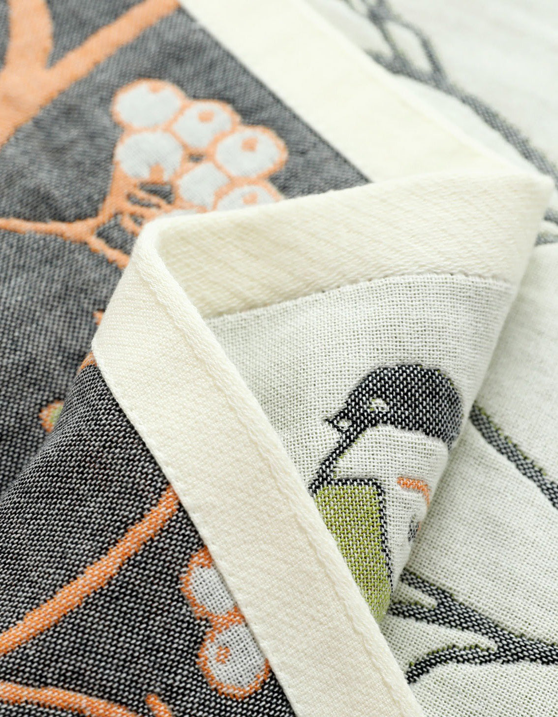 Cotton Hawthorn Bird Pillow Cover (2 PCS)