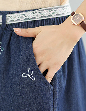 Floral Lace Hem Blue Jean Shorts