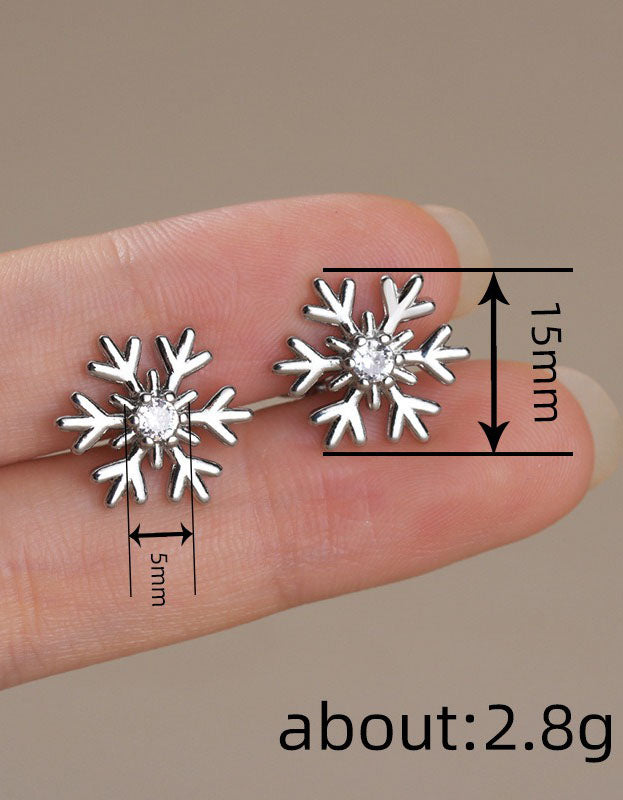 Handmade Sparkling Christmas Snowflake Earrings for Women