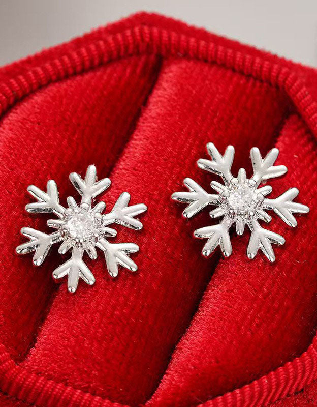 Handmade Sparkling Christmas Snowflake Earrings for Women