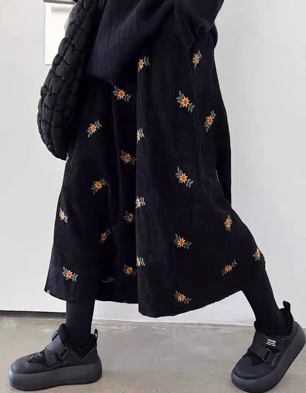 Loose Casual Floral Embroidered Corduroy Skirt