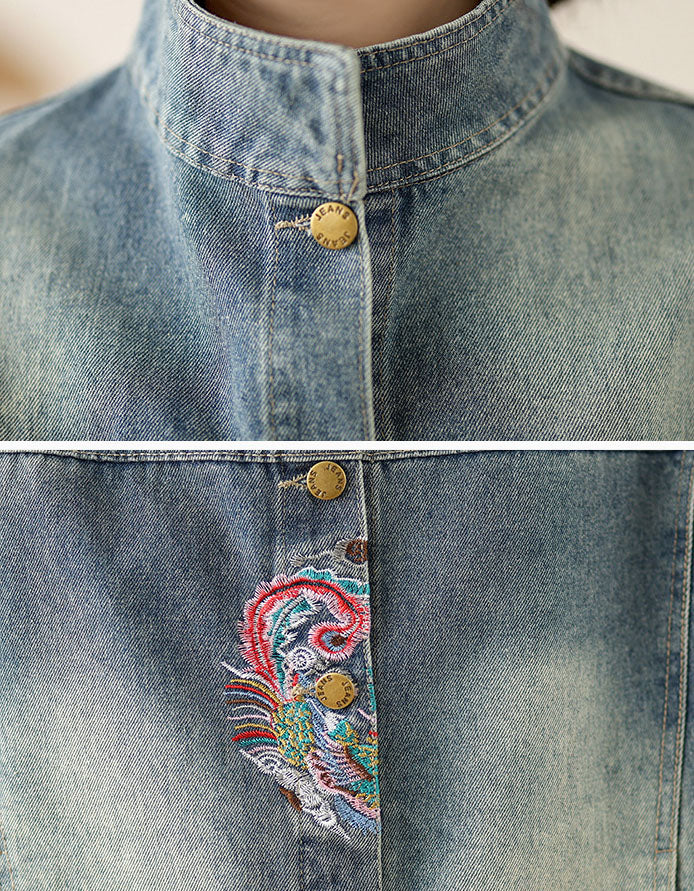 Casual women’s denim jacket with floral sleeves detail