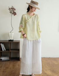 women loose linen top casual elegant summer look