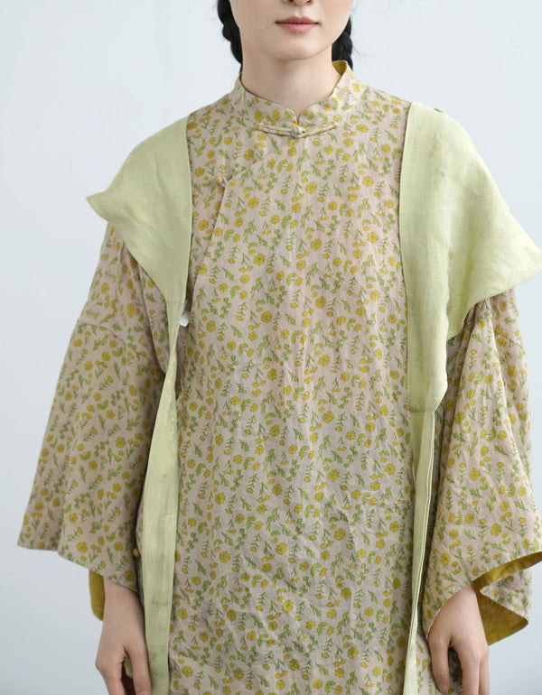 Original Design Antique Floral Slanted Collar Irregular Shirt