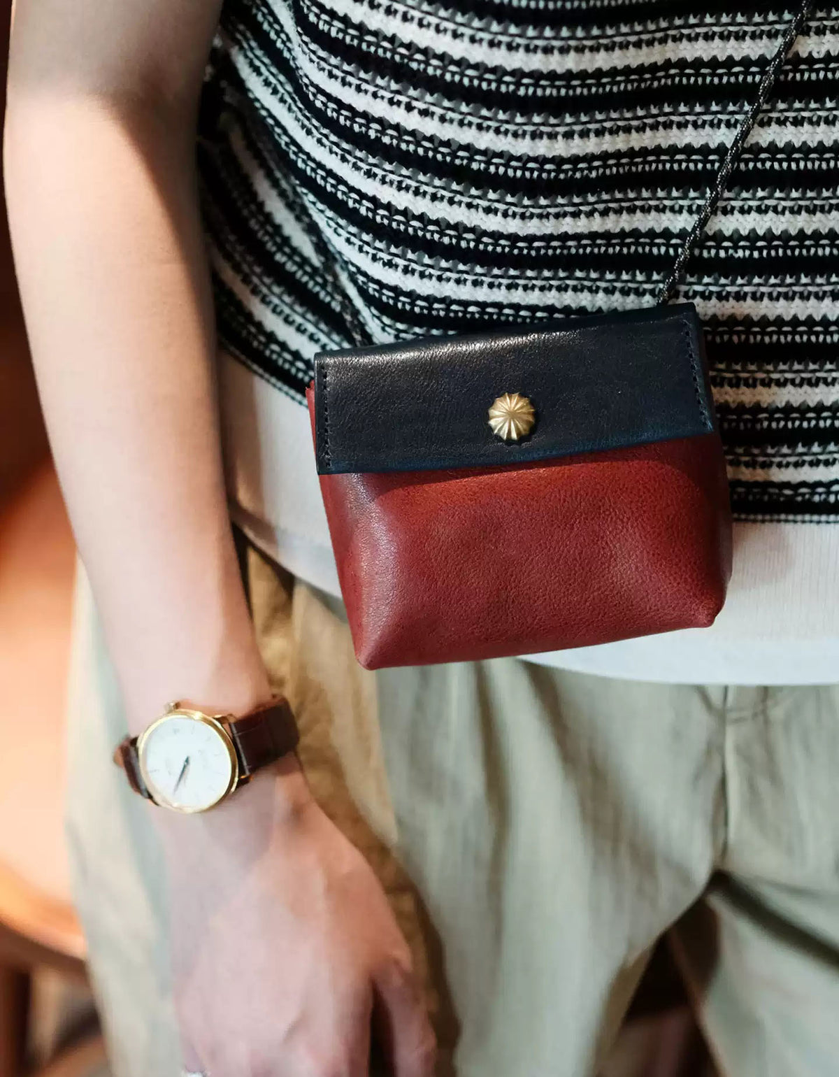 Soft Genuine Leather Small Crossbody Wallet Purse with Strap