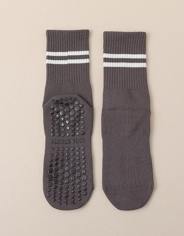 Gray Non-Slip Pilates Socks Breathable Yoga Fitness Socks