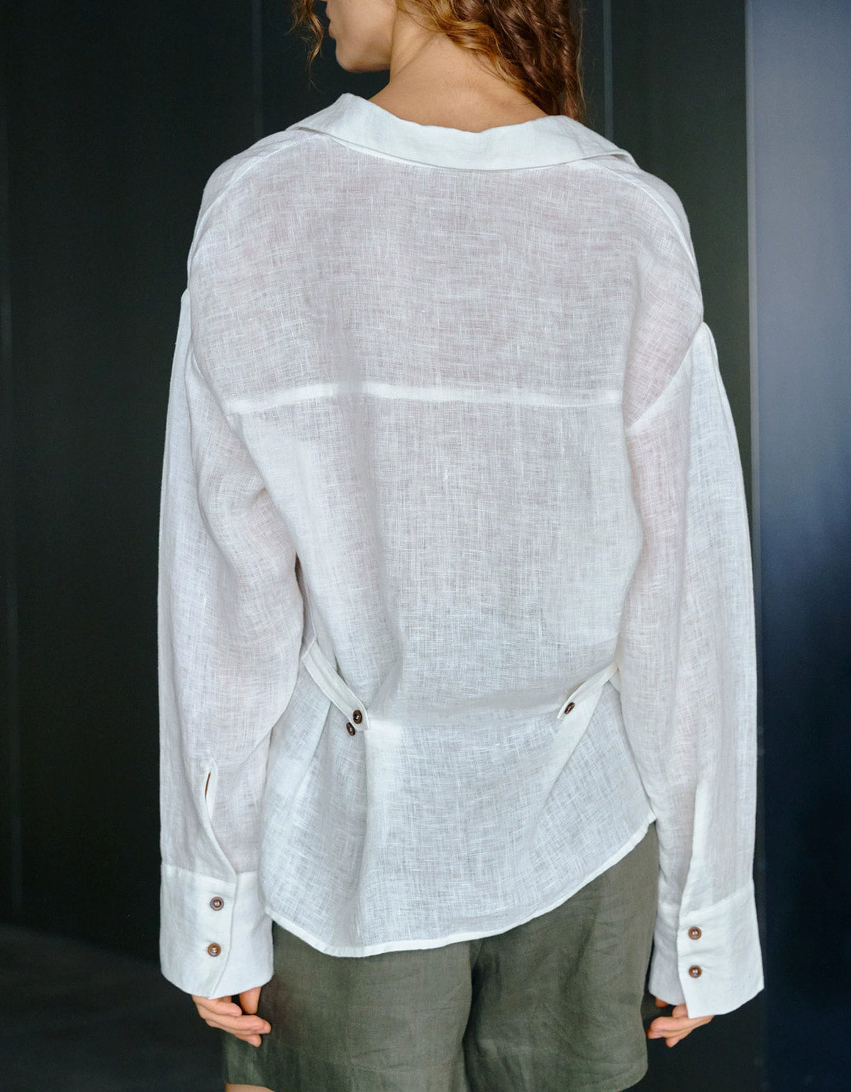 Women’s Minimalist Linen V Neck Shirt