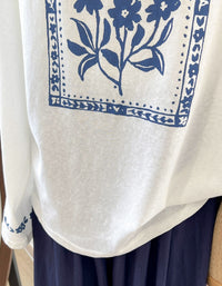 Women’s Casual White Tee Floral Print Long Sleeve