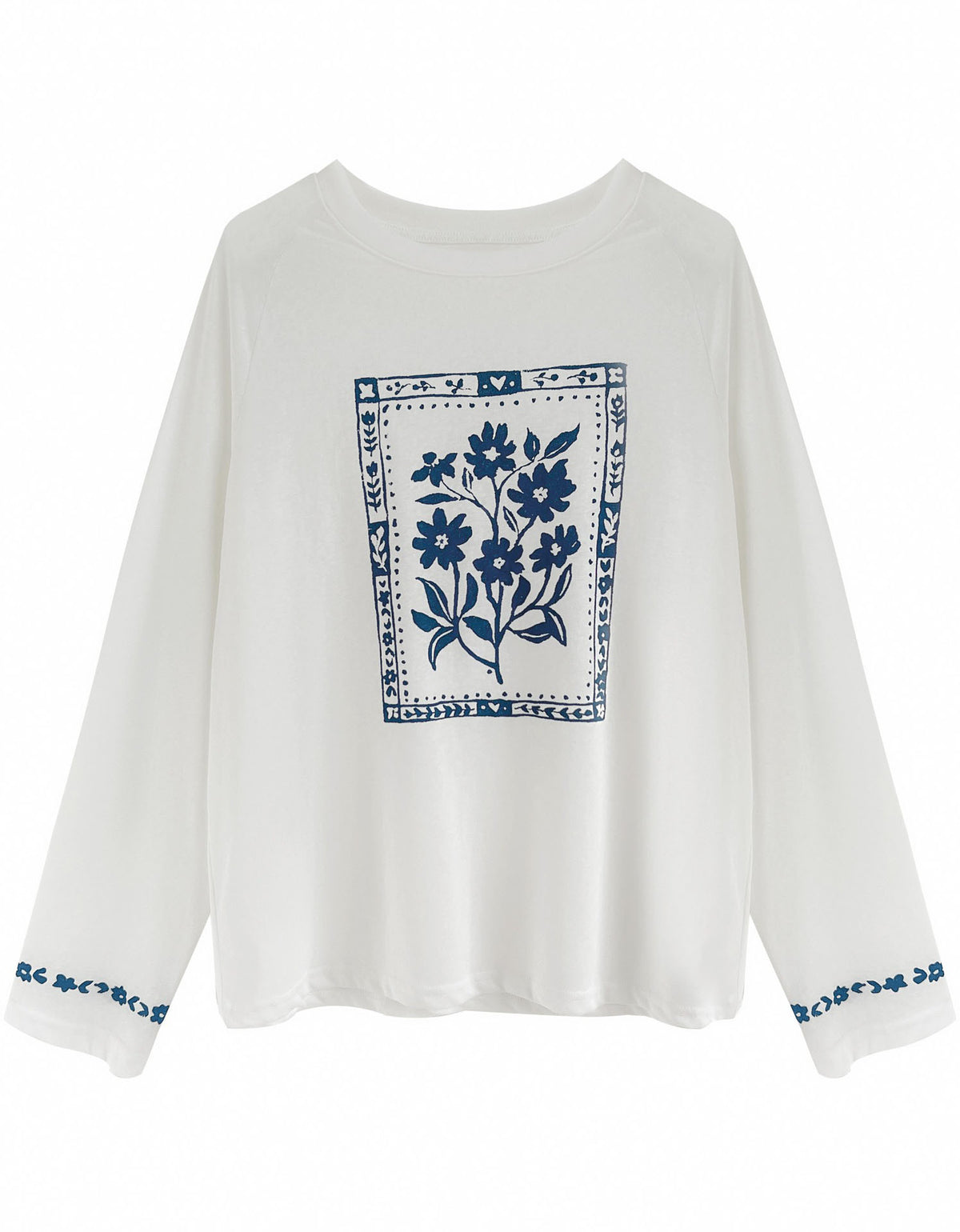 Women’s White Graphic T-Shirt Floral Casual Style