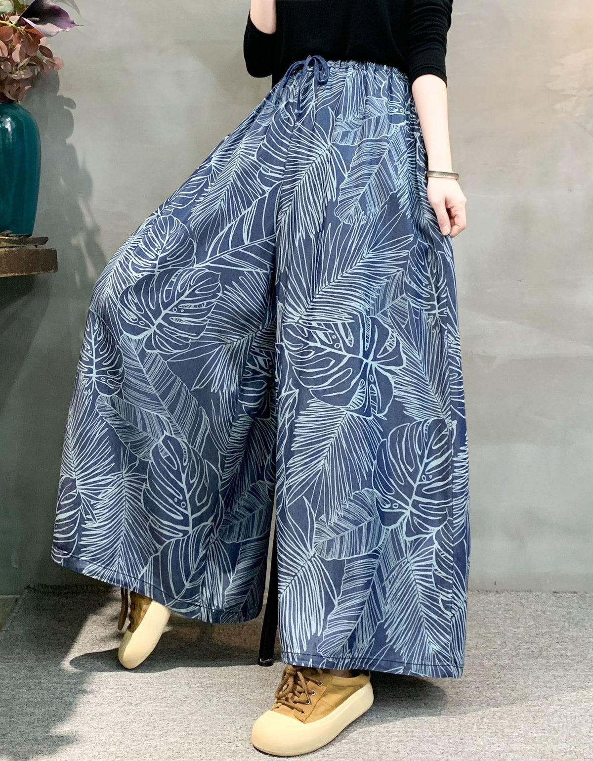 Lightweight Leaf Print Wide Leg Pants for Women