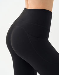 Women’s athleisure leggings with phone pocket black