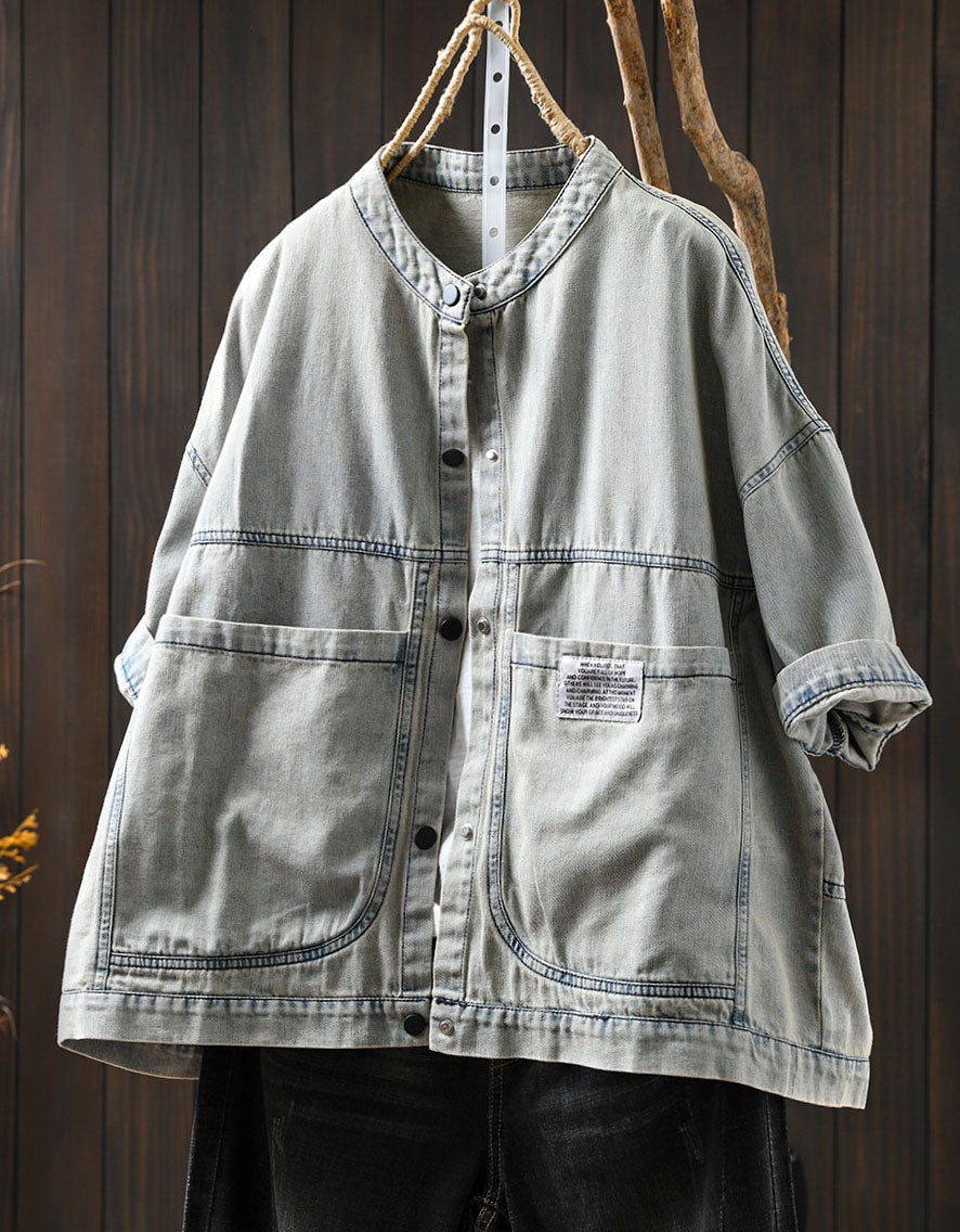 Relaxed fit denim jacket with pockets women’s street style