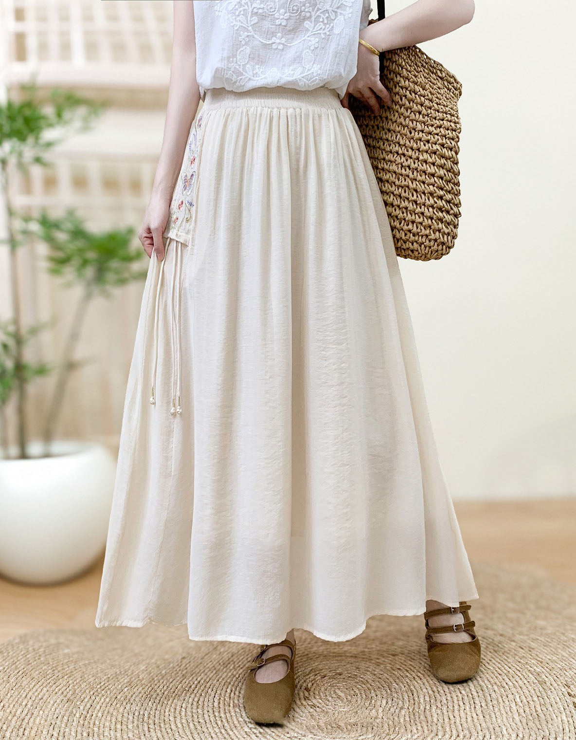 Women’s High Waisted Flare Maxi Skirt – Lightweight Casual Vacation Skirt in Lavender