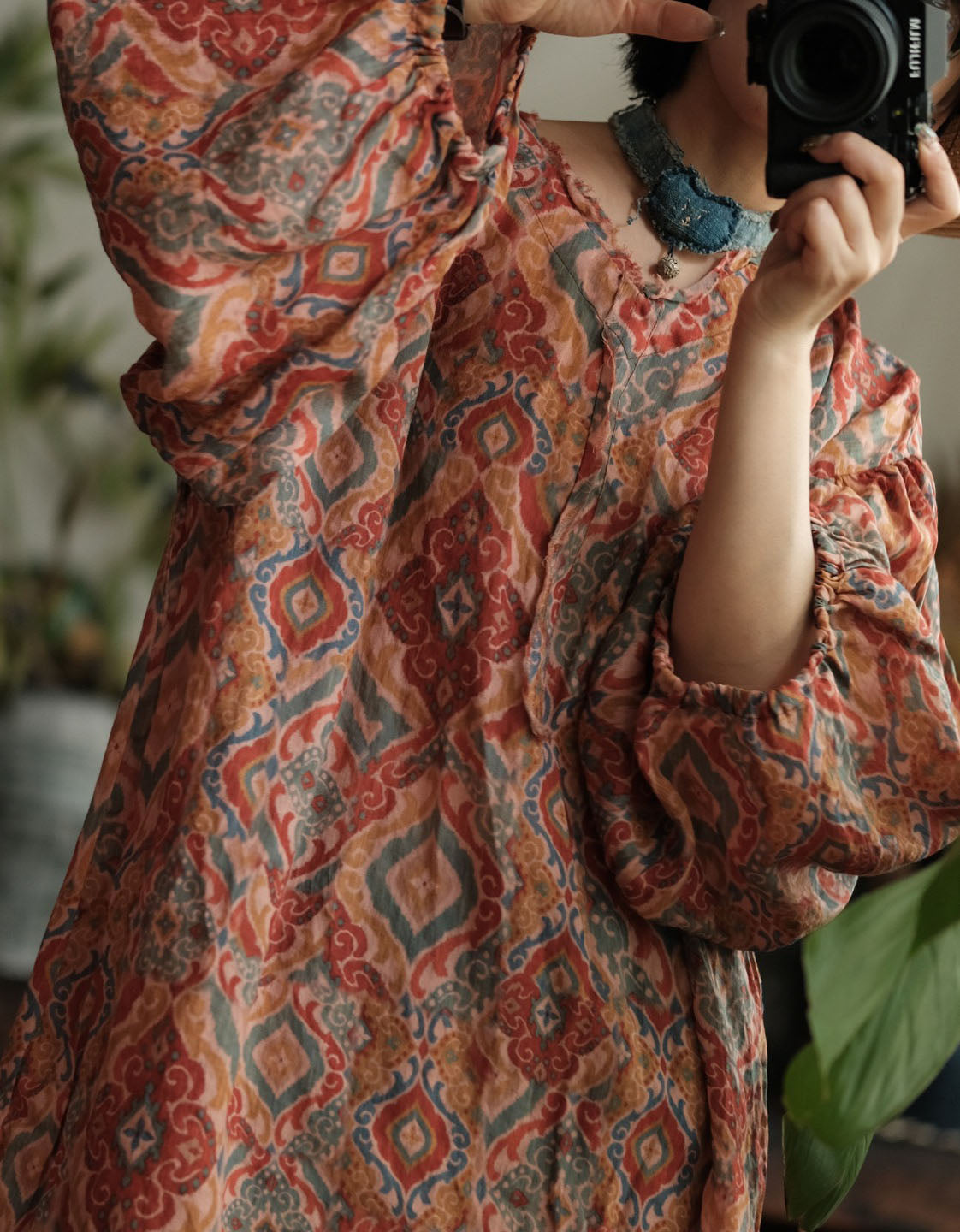 Relaxed Vintage Pattern Long Sleeve Midi Dress