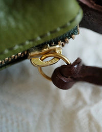 Olive Green Crescent Leather Purse for Women – Lightweight Vintage Shoulder Crossbody Bag