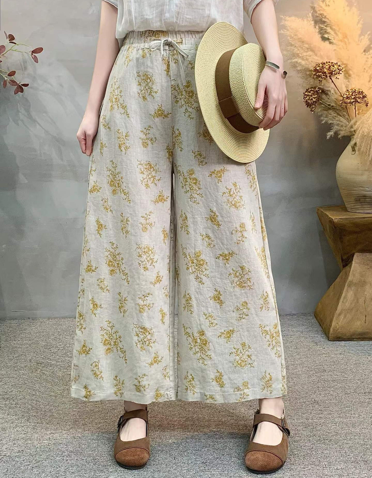 Vintage Style Floral Culottes – Loose Fit Wide Leg Pants for Women