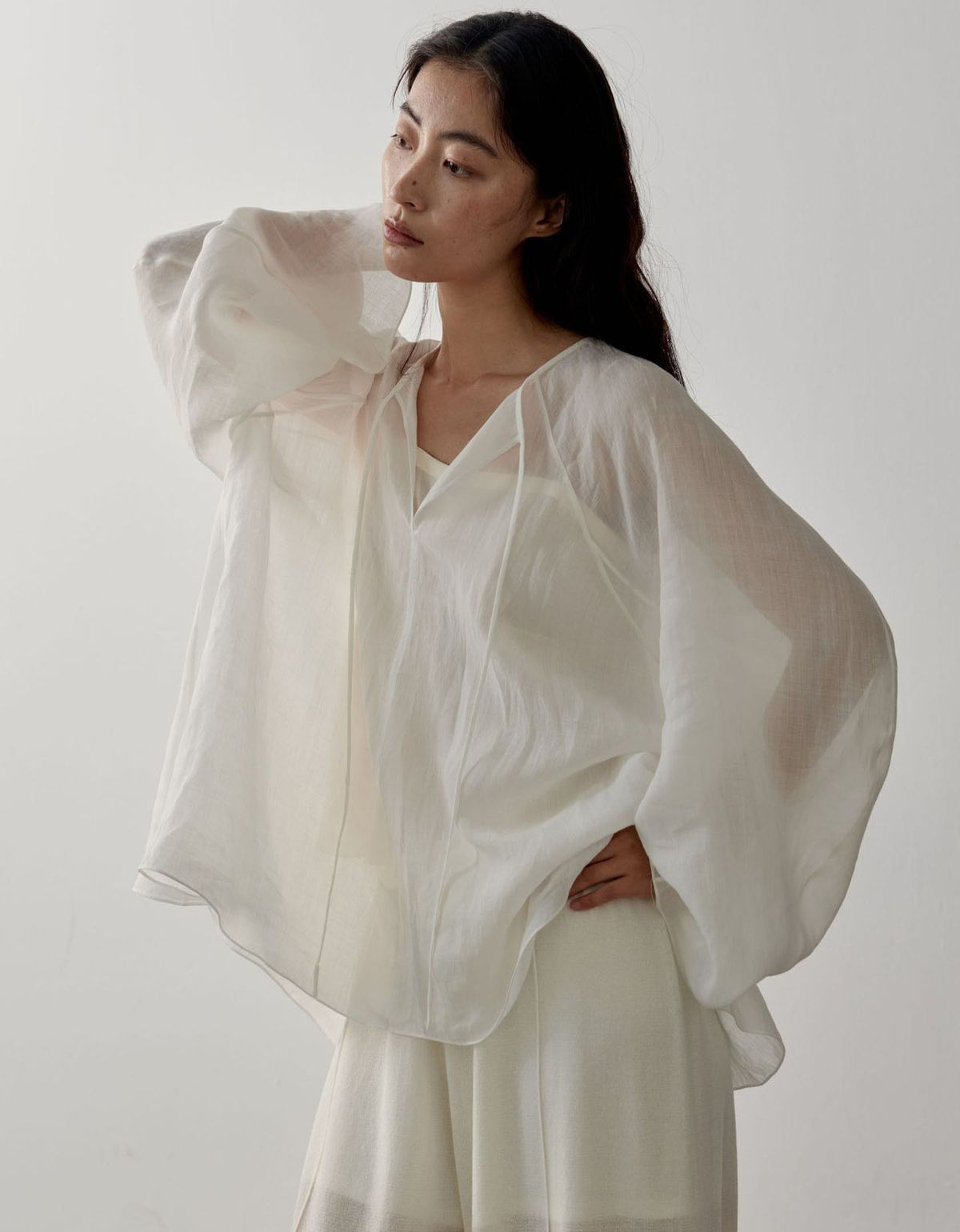 Minimalist Linen V Neck Blouse for Women – Loose Batwing Sleeve Top
