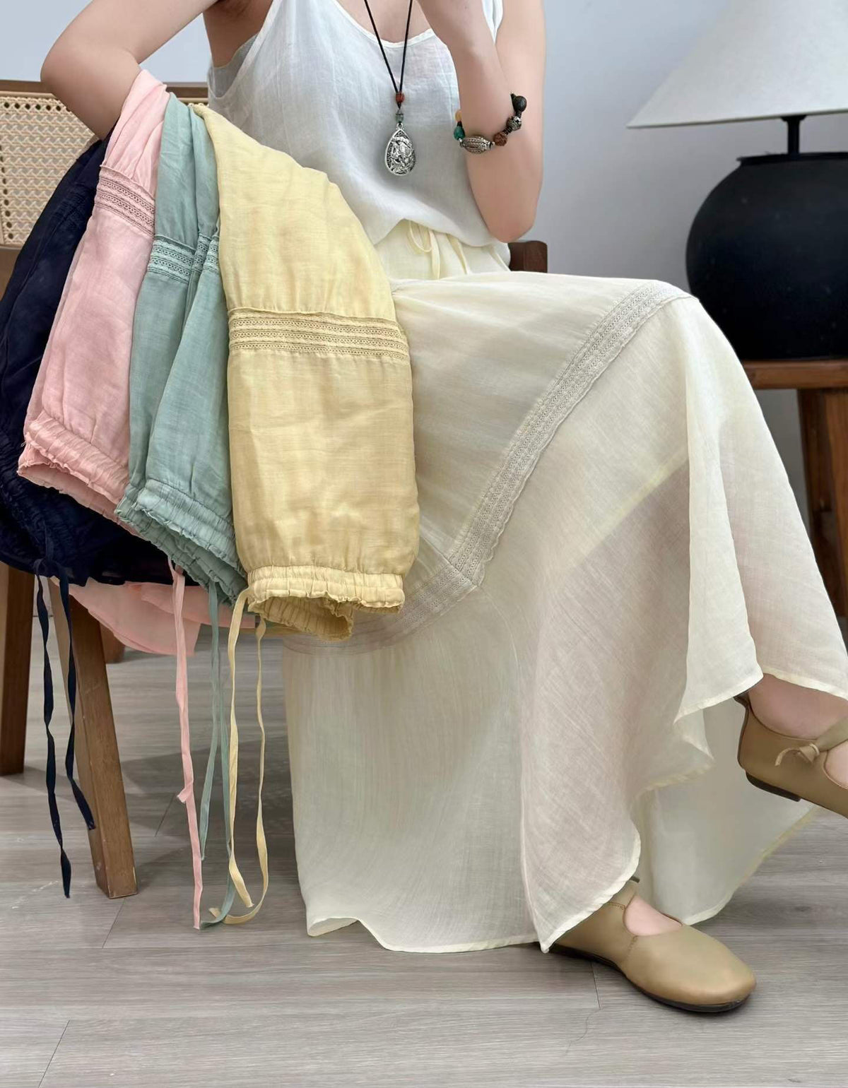 Loose cotton yellow skirt casual outfit styling