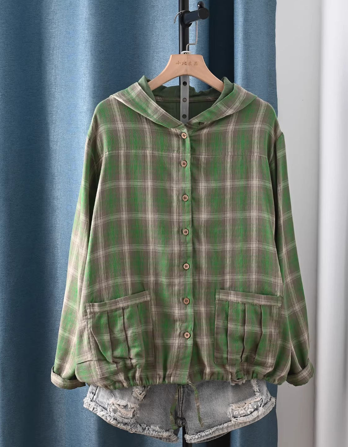 Green Plaid Hooded Jacket Women – Lightweight Casual Shirt with Pockets