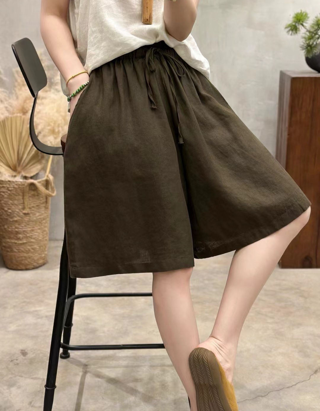 Women’s Minimalist Wide Leg Bermuda Shorts – High Waist Drawstring Summer Trousers