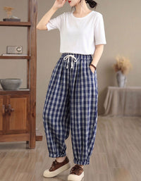 Women’s Relaxed Plaid Trousers with Pockets