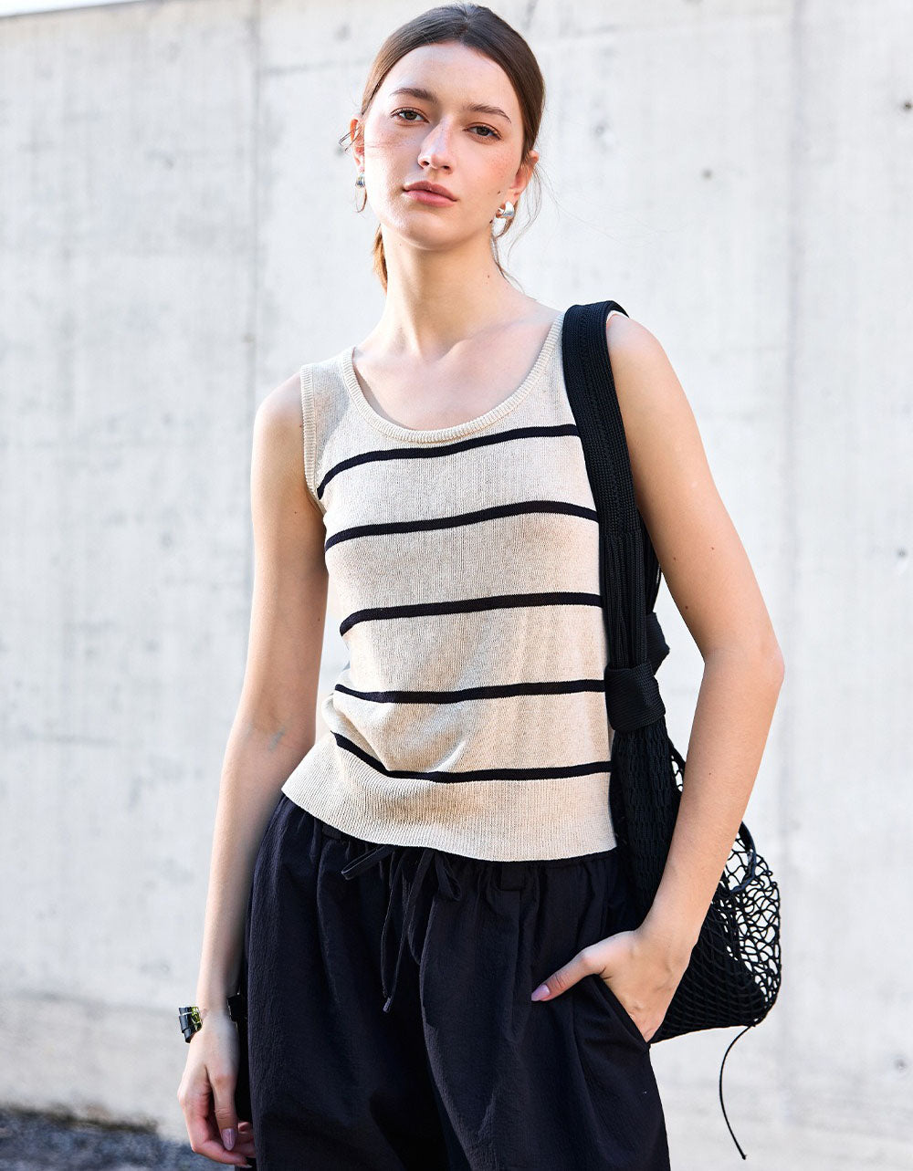 women summer striped sleeveless knit top