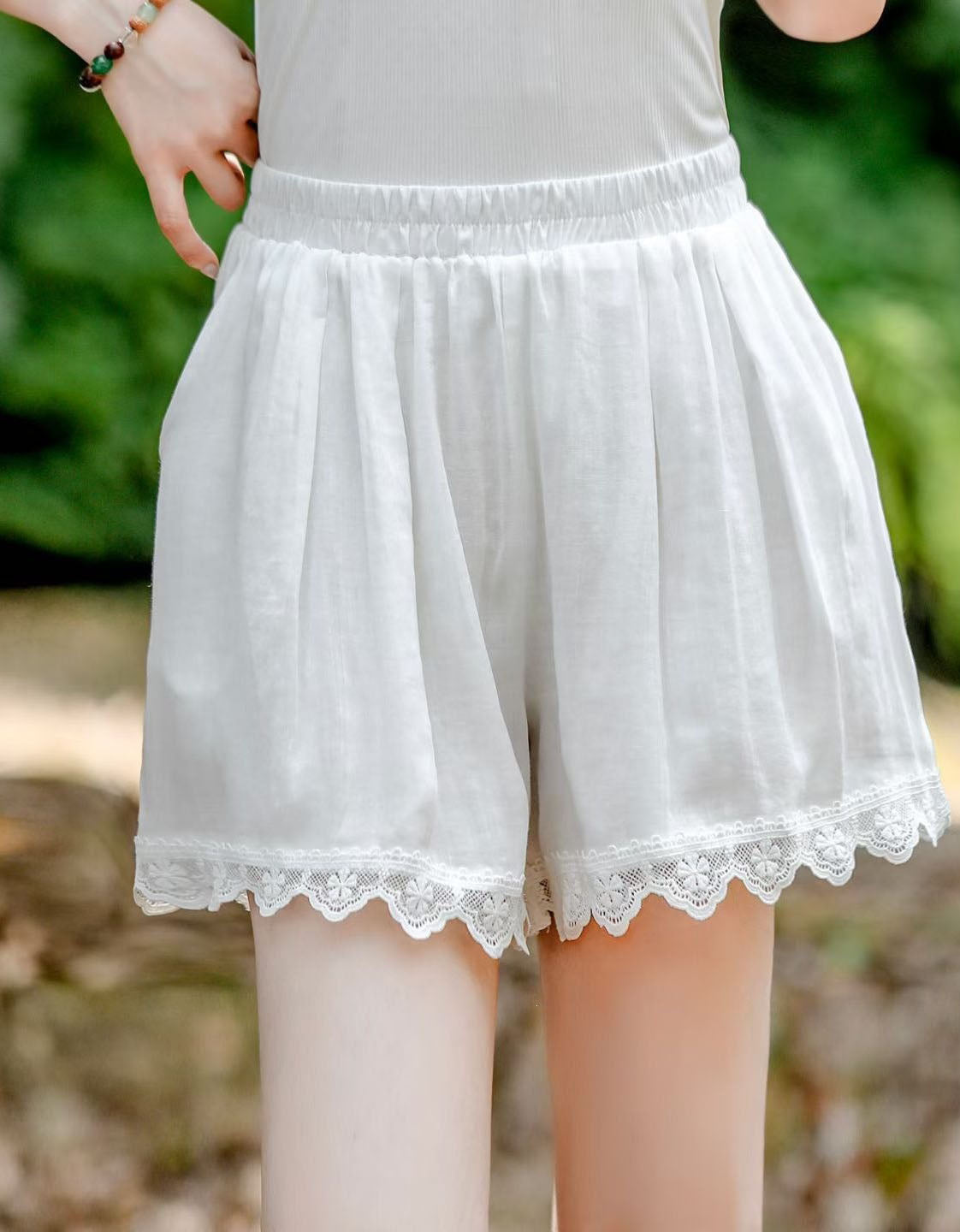 Women’s Casual Summer Beach Shorts with Crochet Lace Hem – Soft Linen Blend Pull-On Shorts
