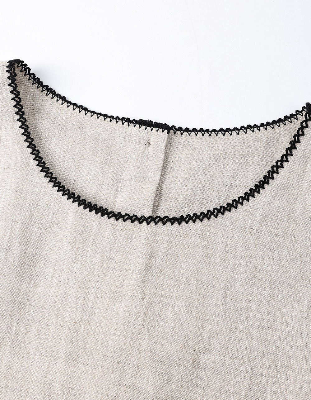 Minimalist women’s sleeveless blouse for casual everyday wear