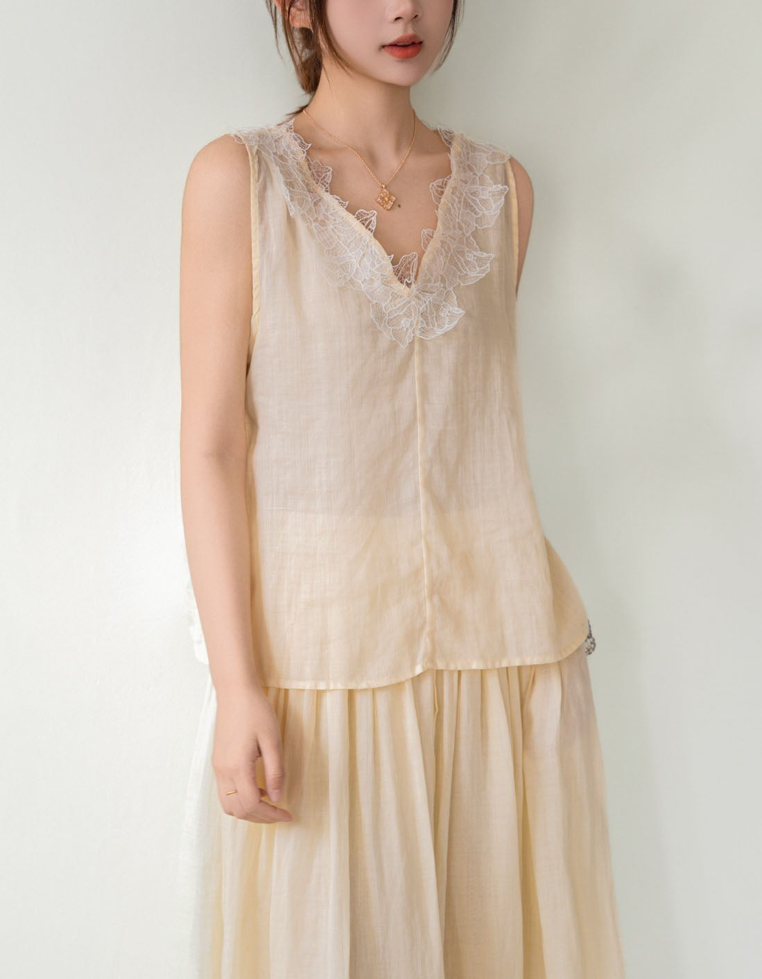 Apricot Color Linen Lace Trim Tank Top Sleeveless Blouse