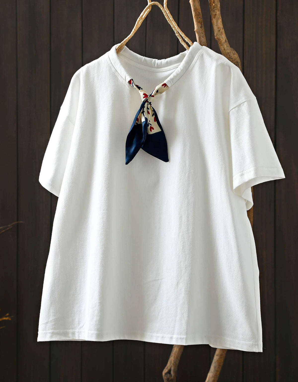 Casual White Oversized Tee with Stylish Neck Scarf