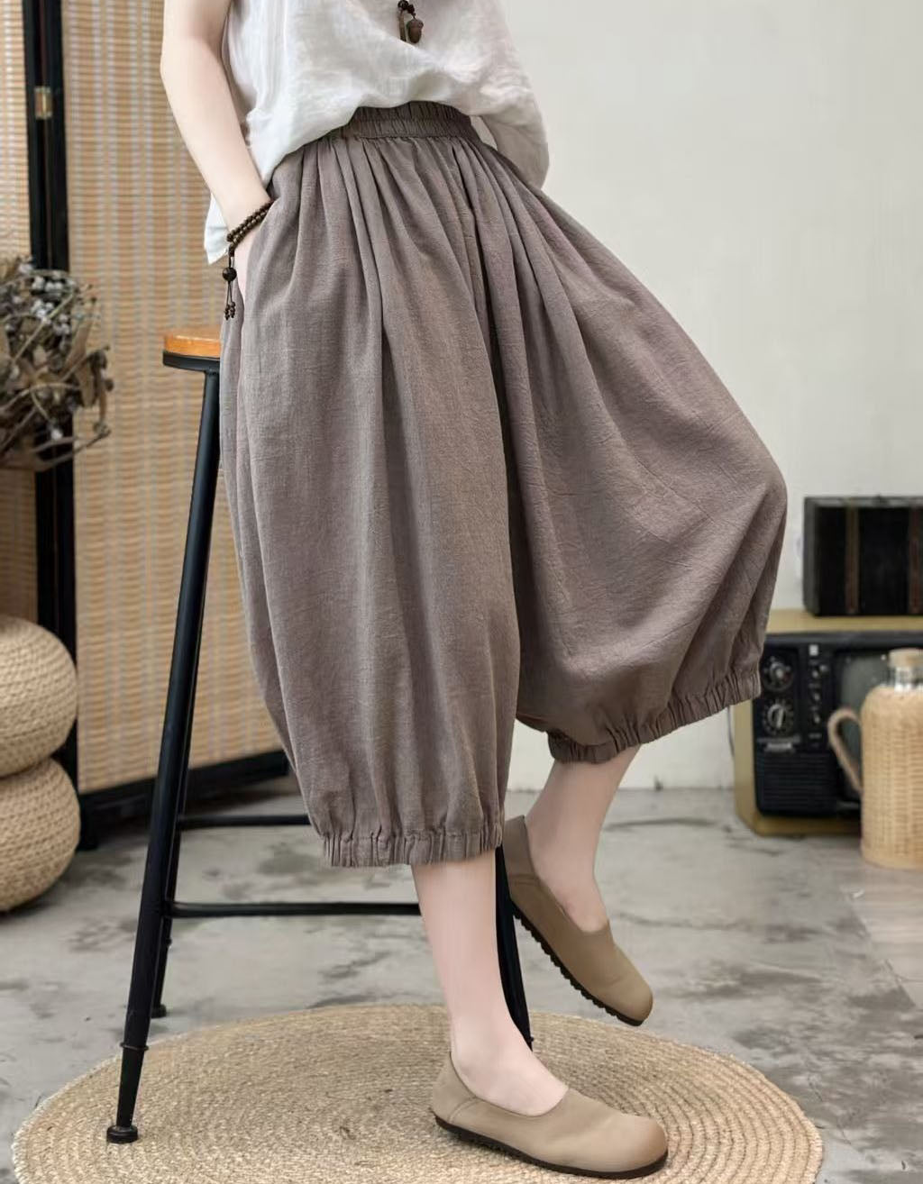 Loose fit light coffee check pants women relaxed outfit