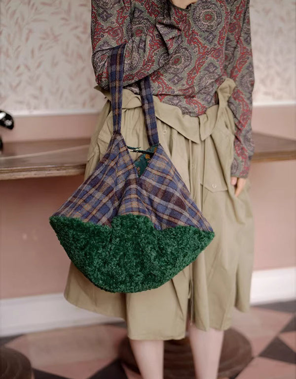 Women’s Plaid Tote Bag with Faux Fur Cozy Shoulder Bag